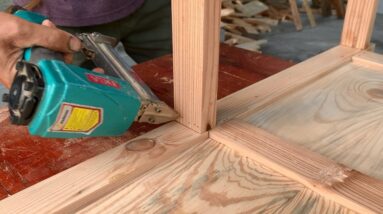 Great Woodworking Ideas For The Kitchen // How To Make Useful Storage Shelves In The Kitchen