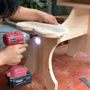 The Best Way To Reuse Wood // Super Cute Kids Study Corner Design Ideas -  DIY!