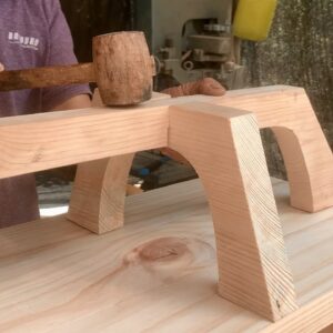 DIY Garden Furniture Woodworking Ideas // Coffee Table Combined With Beautiful Unique Bonsai