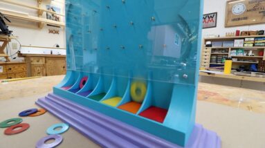 I made a Plinko game. This is a project video.