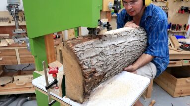 Sawing up a log on the bandsaw