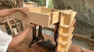 Woodworking Couldn't Be Better // A Dining Table From Solid Wood And Old Sewing Machine Legs