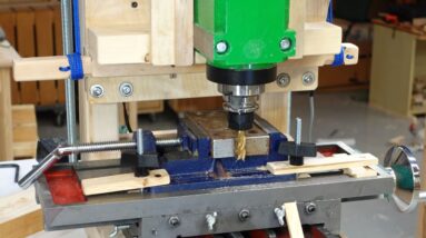 Milling metal with the wooden milling machine