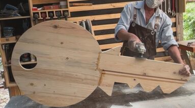 Woodworking Ideas Inspired By Keys // How To Make A Unique Coffee Table From Cheap Pallets