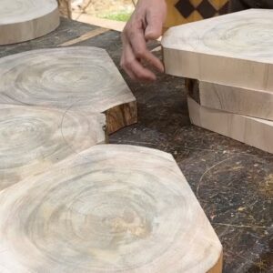 Creative Woodworking Development // Craftsman Turns Worthless Log Into Thousand Dollar Coffee Table