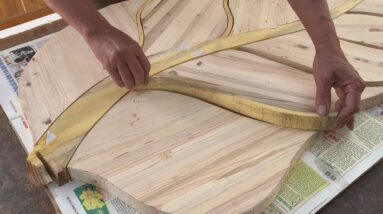 Inspiring Creative Woodworking Ideas // DIY Garden Coffee Table From Recycled Wood