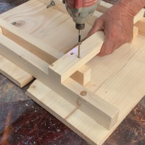 Easy And Effective Woodworking Ideas // How To Make A Simple Folding Chair To Save Space
