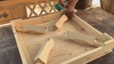 Creative And bold Ideas From Recycled Wood // DIY Kneeling Table With Unique Folding Mechanism