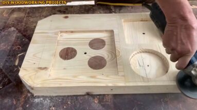Unique And Useful DIY Woodworking Ideas // DIY Wall Clock That Displays A Lot Of Information