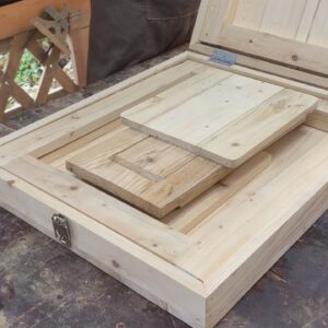 Bright Woodworking Plans For Future Picnics // How To Make A Folding Table And Chairs Like A Vanilla