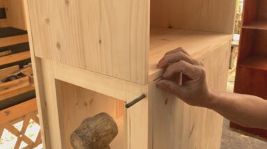 DIY Furniture Ideas From Recycled Pallet Wood // The Perfect Combination Of Cabinet And Table