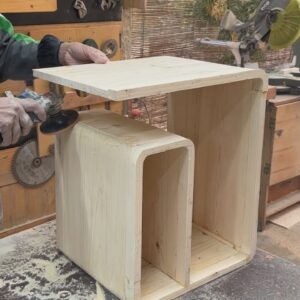 Home Interior Design Ideas Using Pallet Wood // How To Make A Modern Bedside Table