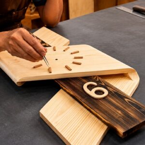 DIY Wood Craft Design Ideas // How To Make A Unique Artistic Wall Clock