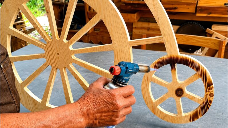 Ideas For A Bicycle-inspired Wall Clock // DIY Crafts From Recycled Wood