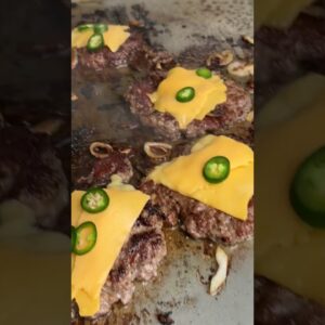 How to make Smash Burgers - So Simple So Good!!
