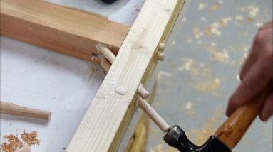 Stiff right angled dowel joints for a shelf